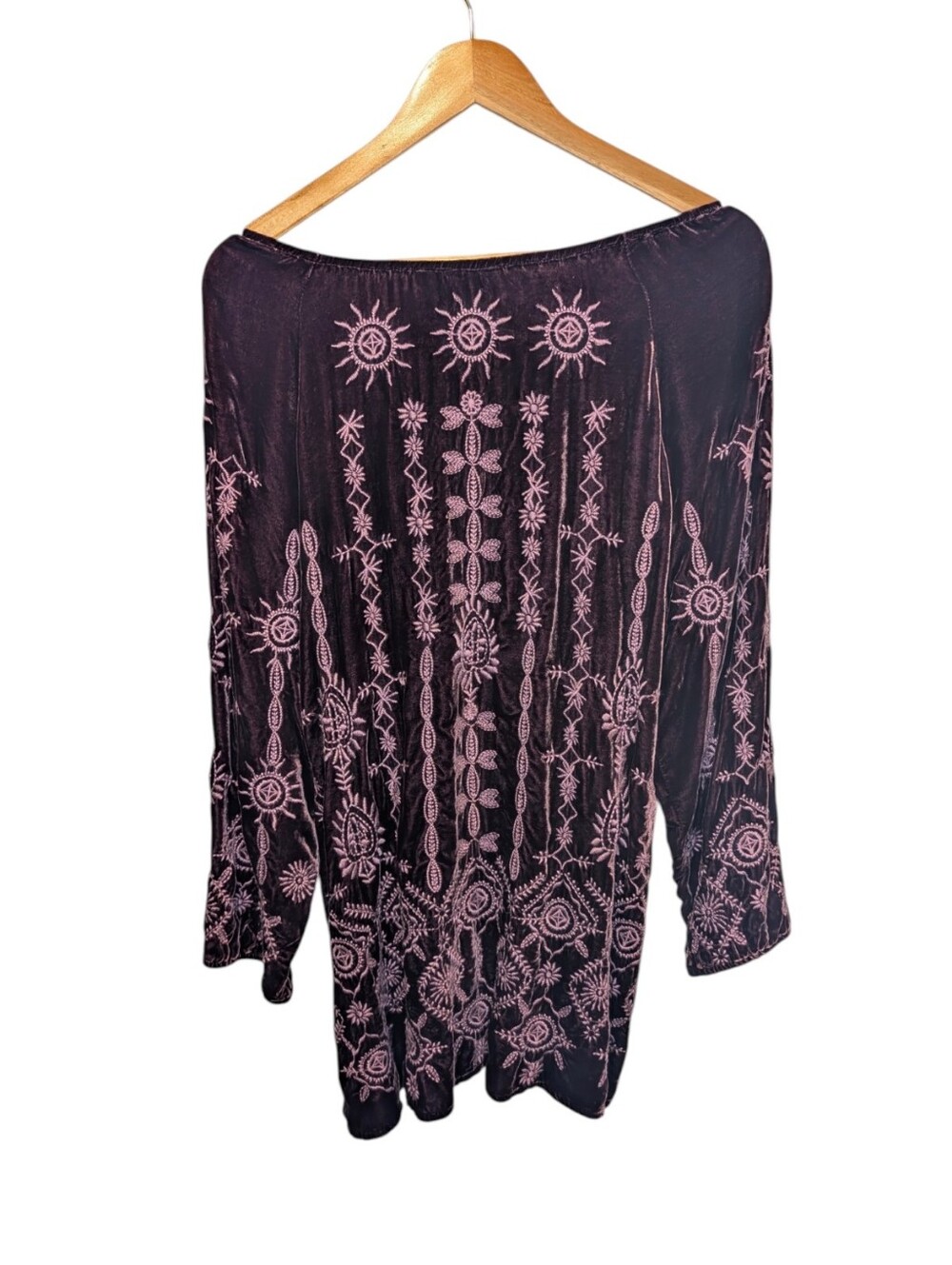 Johnny Was Plum Velvet Peasant Blouse With Embroidery Size Medium - Picture 4 of 11